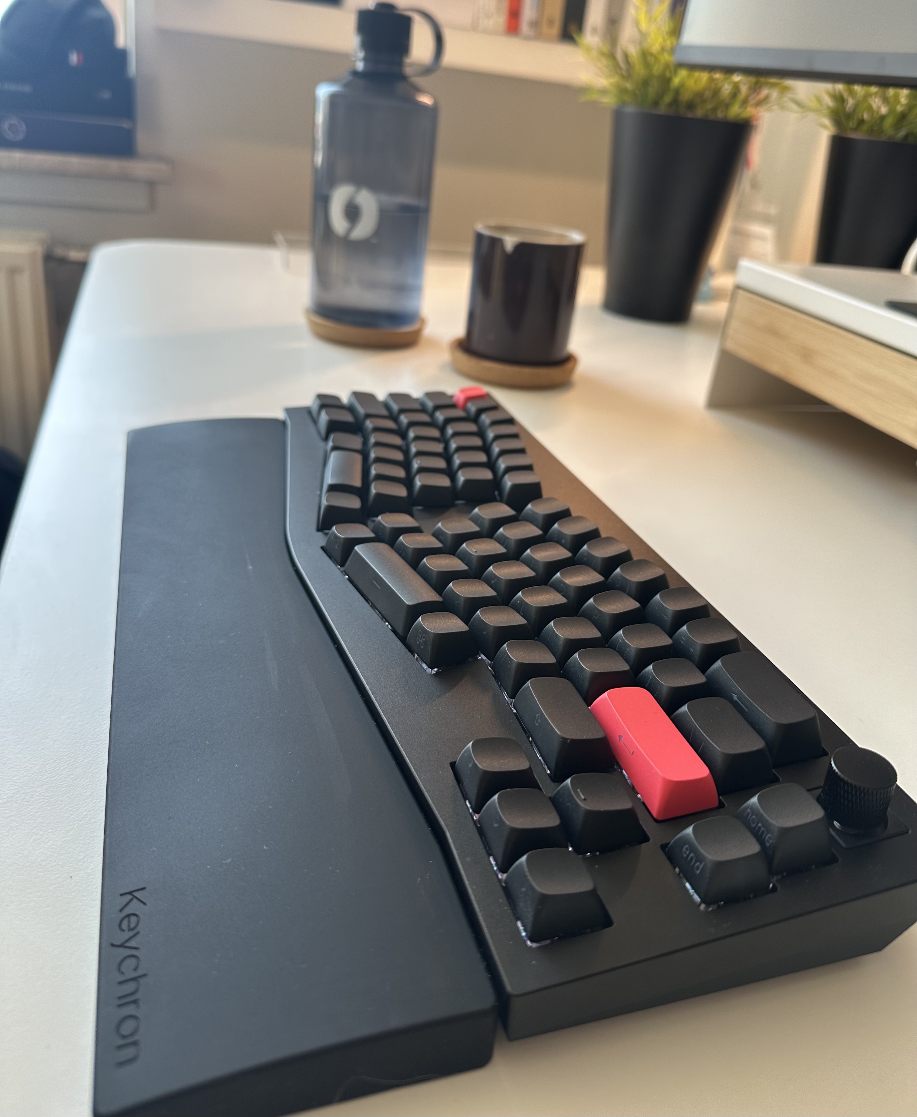 Side view of the keyboard